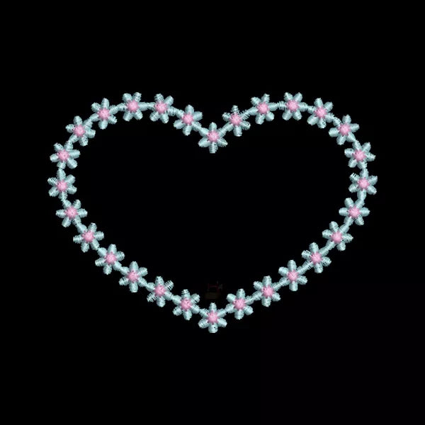 Motif de broderie machine couronne cœur en fleurs, design floral romantique, fond noir.